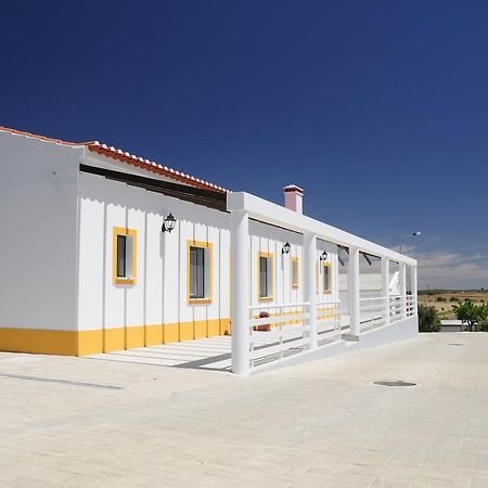 AlmodôvarCorvos E Cadavais别墅 外观 照片