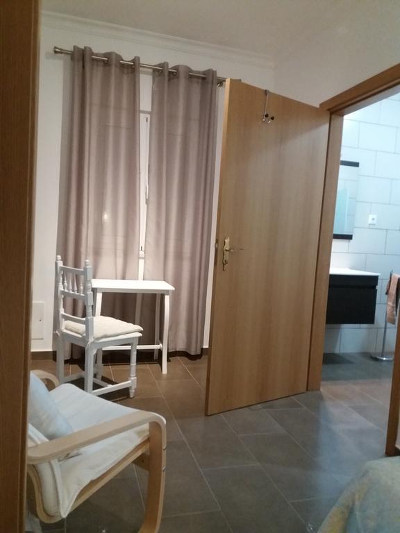 AlmodôvarCorvos E Cadavais别墅 外观 照片